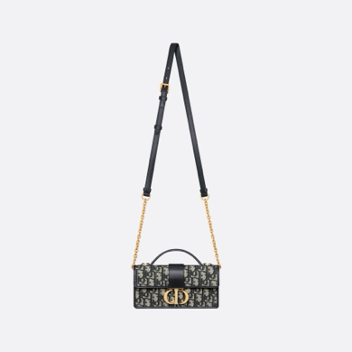 Miss Montaigne Mini Bag
Blue Dior Oblique Jacquard - SpinServe