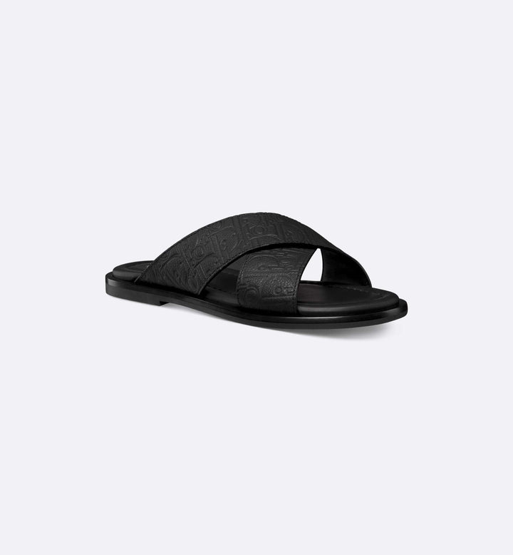 Dior Alias Sandal
Black Dior Gravity leather