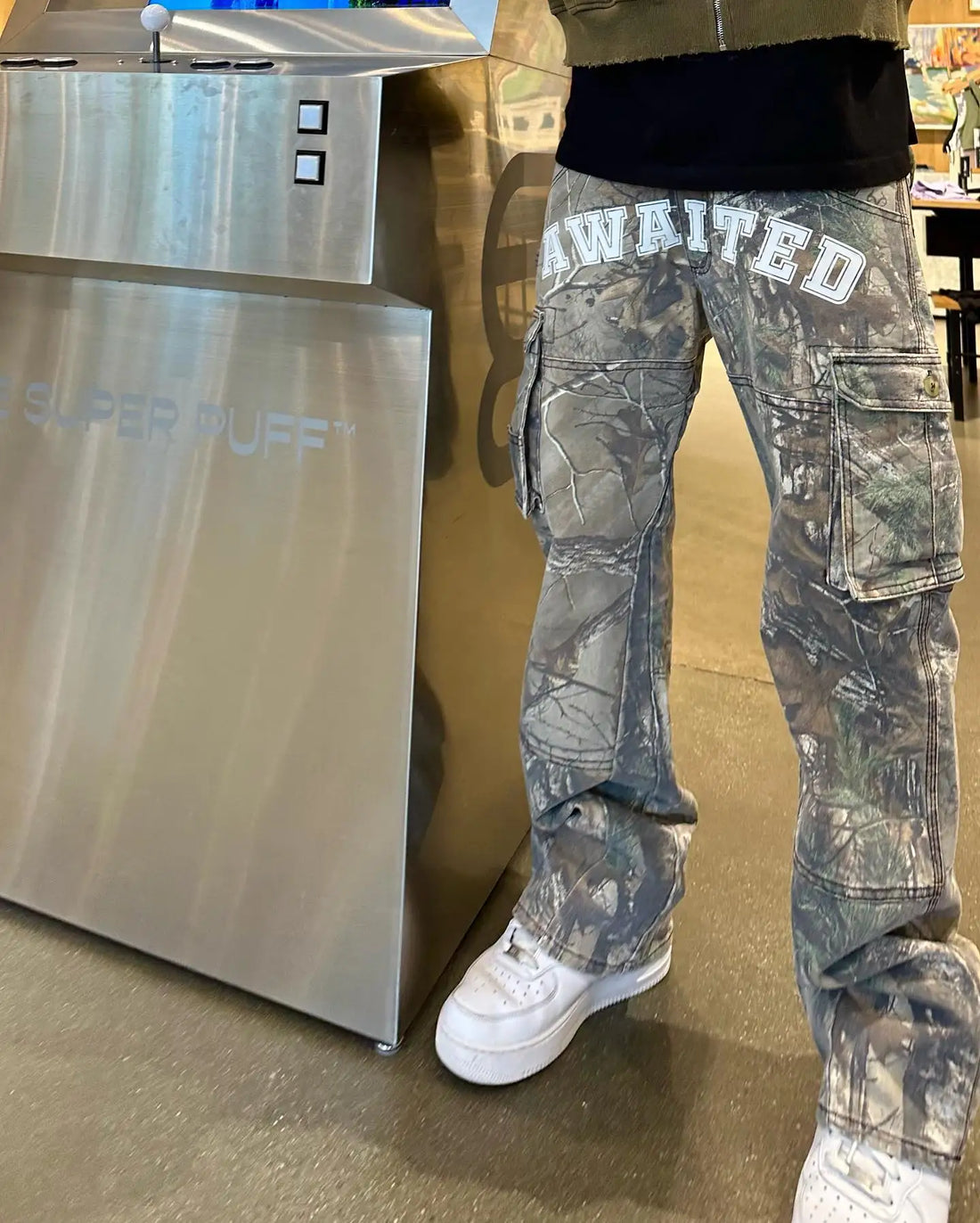 Retro Fashion Camouflage Cargo Pants Men Streetwear Denim Pants